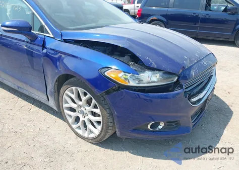 2016 Ford Fusion Titanium из США, поврежденный, VIN 3FA6P0D92GR272483